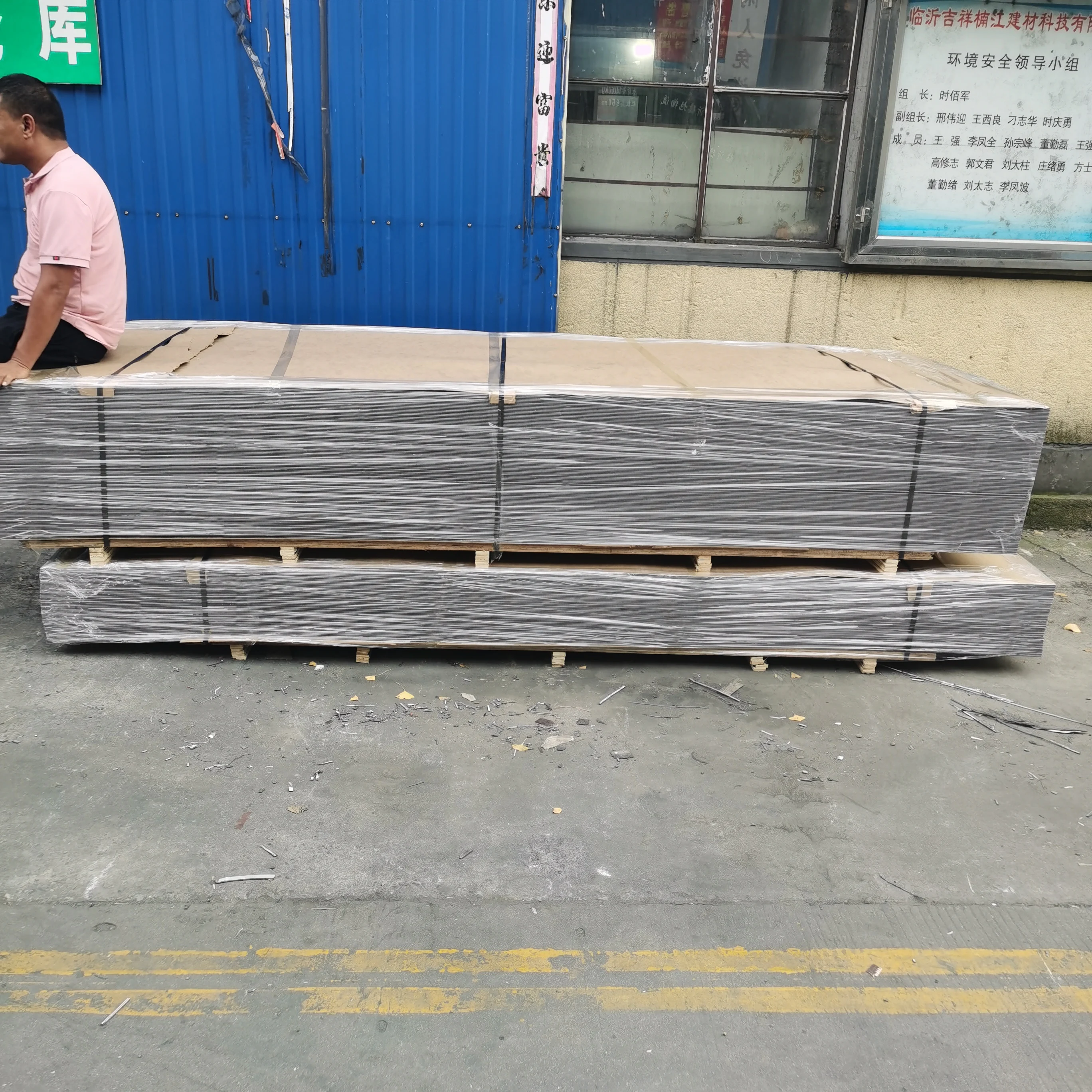Aluminum Composite Panels Facade Cladding with Install Accessories for Support