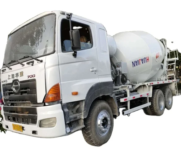 Used 10 CBM Concrete Mixer Truck, high quality Hino 700 mixer truck 6*4
