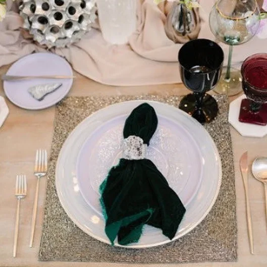 TR039  wedding napkins dinner velvet green napkin table napkins for wedding decoration
