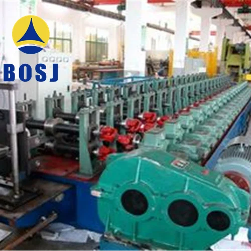 Металлические стеллажи для складских стеллажей