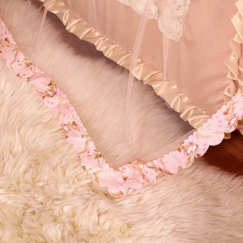 Pastoral European Three Doors Palace Pink Indoor Outdoor Decoration Bed Anti Mosquito Net