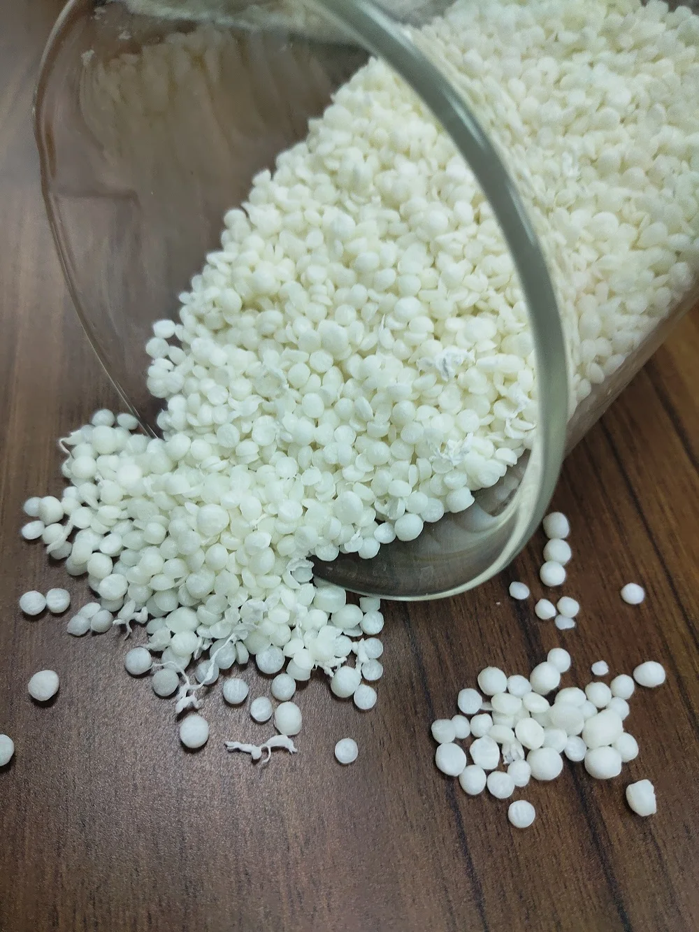 
masterbatch pellet pbat pla cornstarch polylactic acid granules bioplastic raw material 