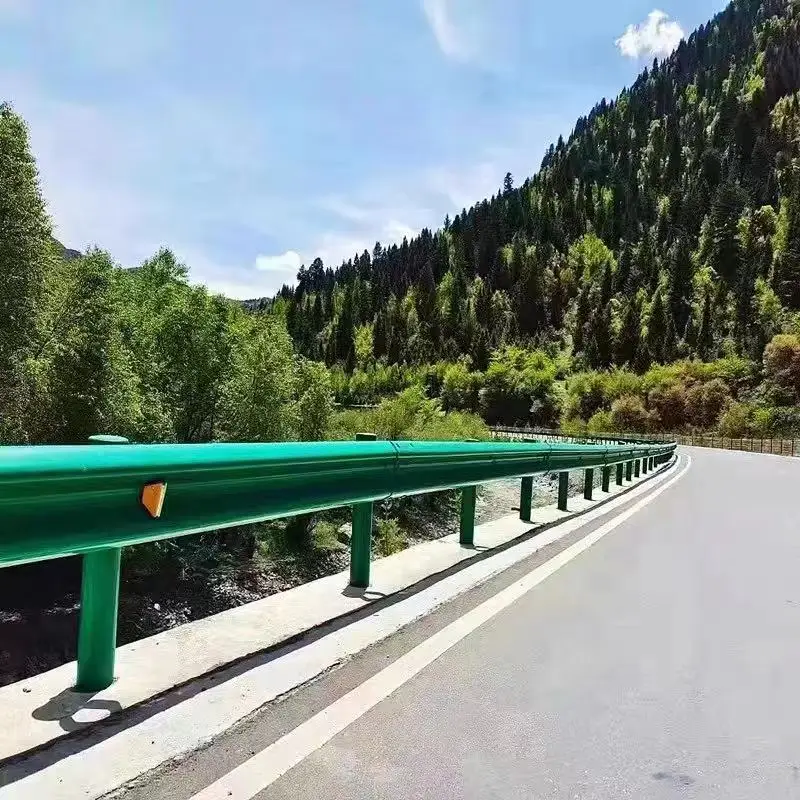 High Quality Highway Guardrail Bracket Green 300*70*4.5 mm Hot Dipped Galvanized guardrail Bracket for Beam Guardrail Post