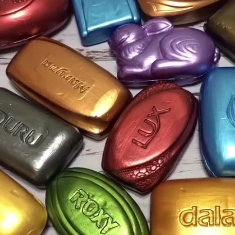 
Hot Selling Colors Mica Pigment Powder Jar Set for DIY Soap Making and Epoxy Resin 