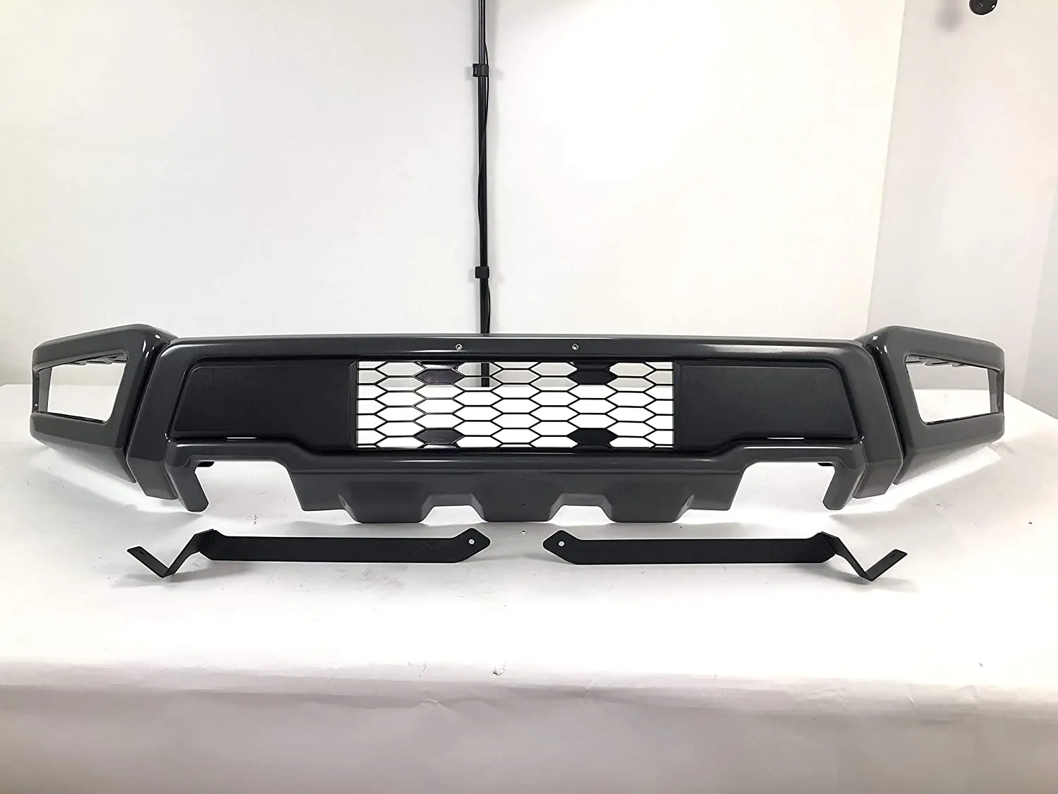 US Stocks Black Front Bumper Fit for Ford F150 Raptor 2018 2019 2020 2021