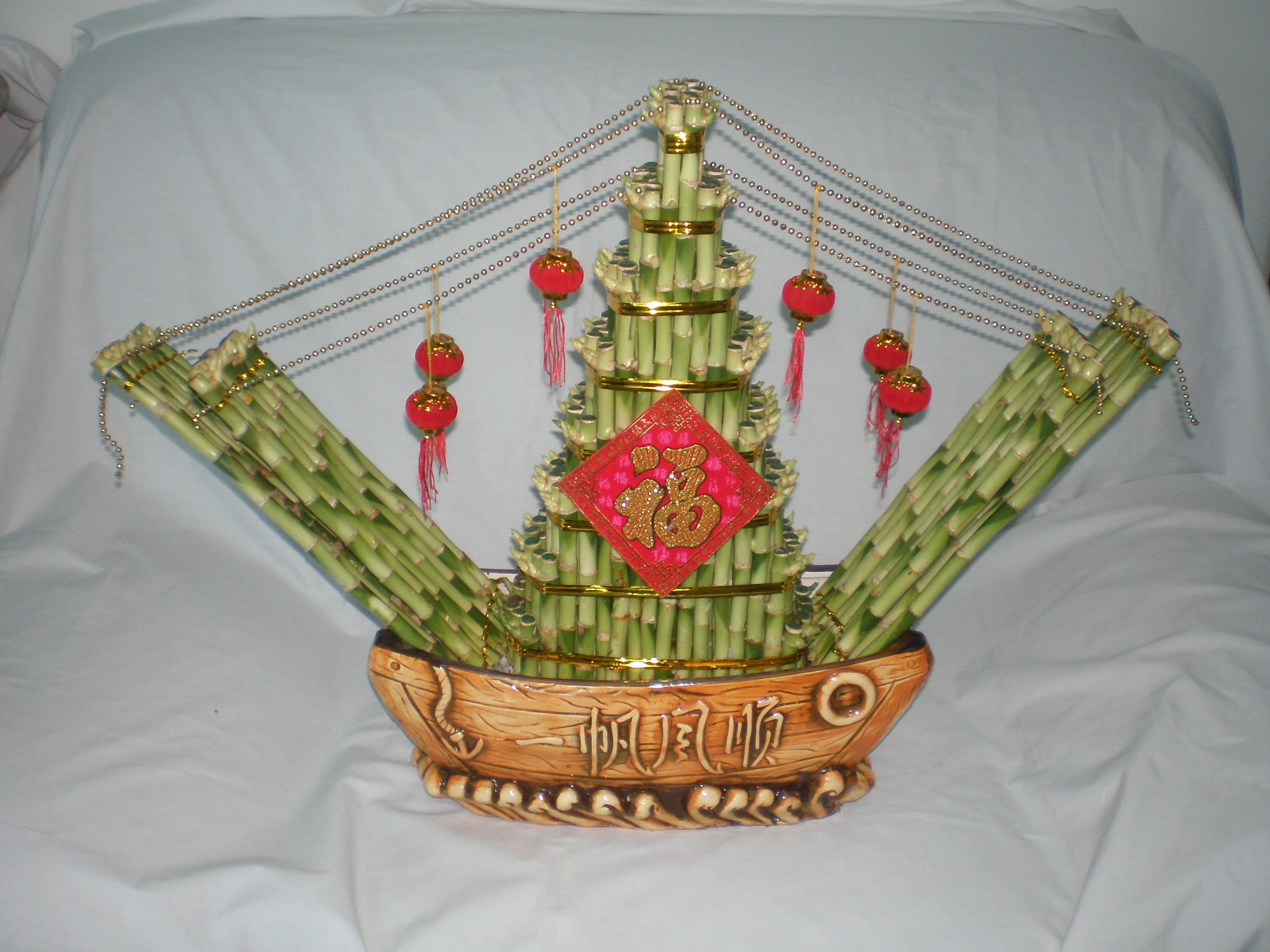 
jalor shaped boat shaped air bonsai lucky bamboo 