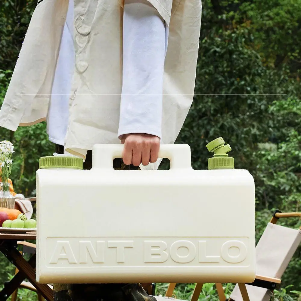 Outdoor camping portable portable car storage tank with faucet food grade rectangular large capacity bucket