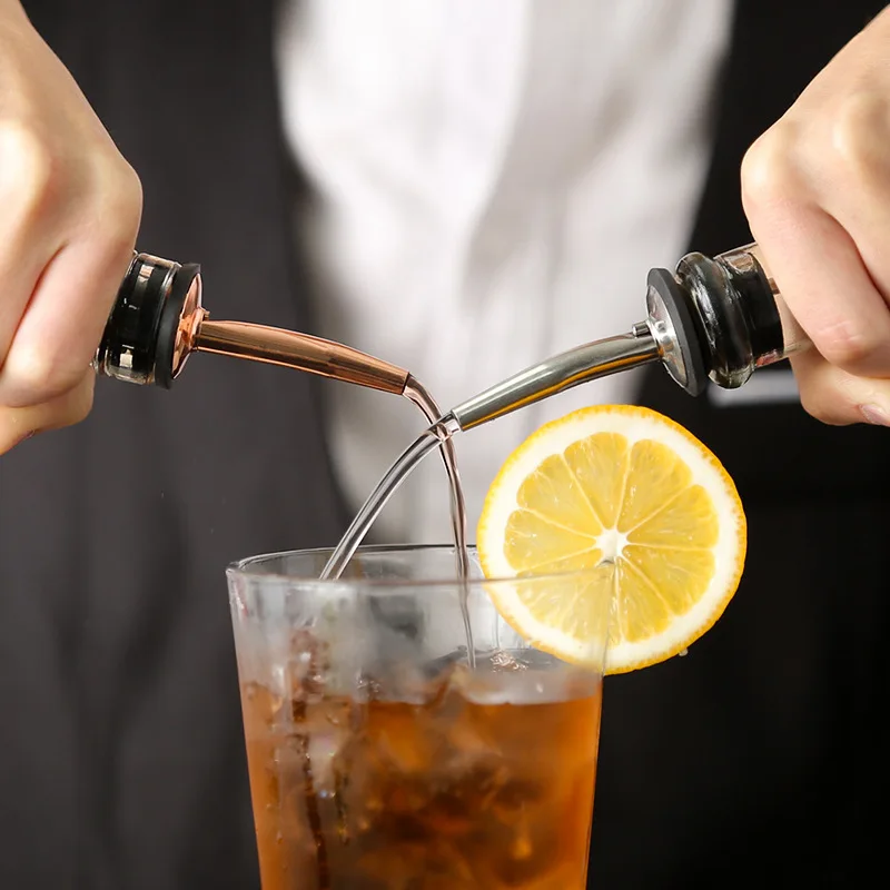 Stainless Steel  Wine Dispenser Liquor Pourer Leak-proof Nozzle Flip Top Oil Bottle Pourer Wine Metal Liquor Pourer Pour Spout