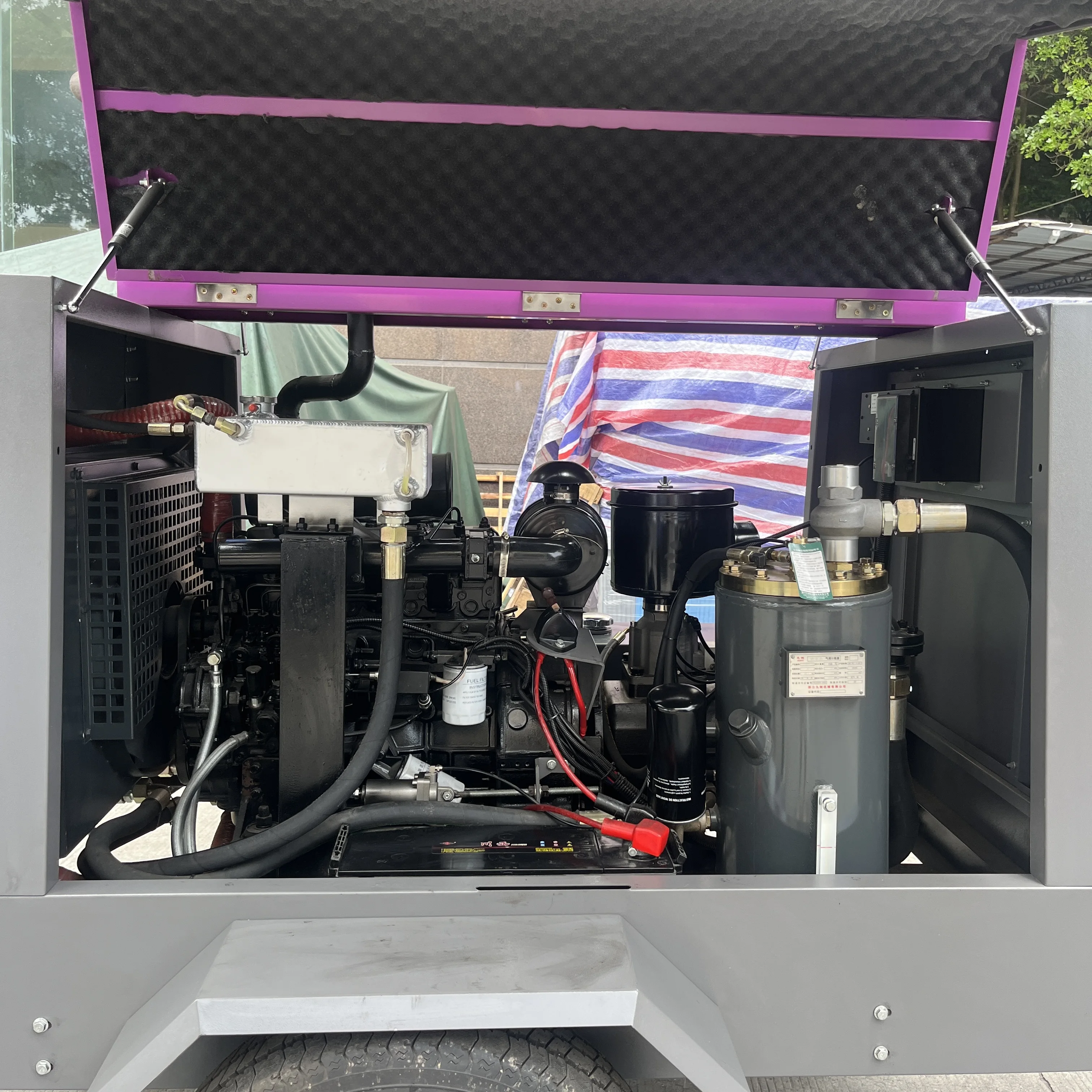 Airstone Industrial 116PSI 185CFM Screw Type Portable Diesel Engine Drive Air Compressor For Digging