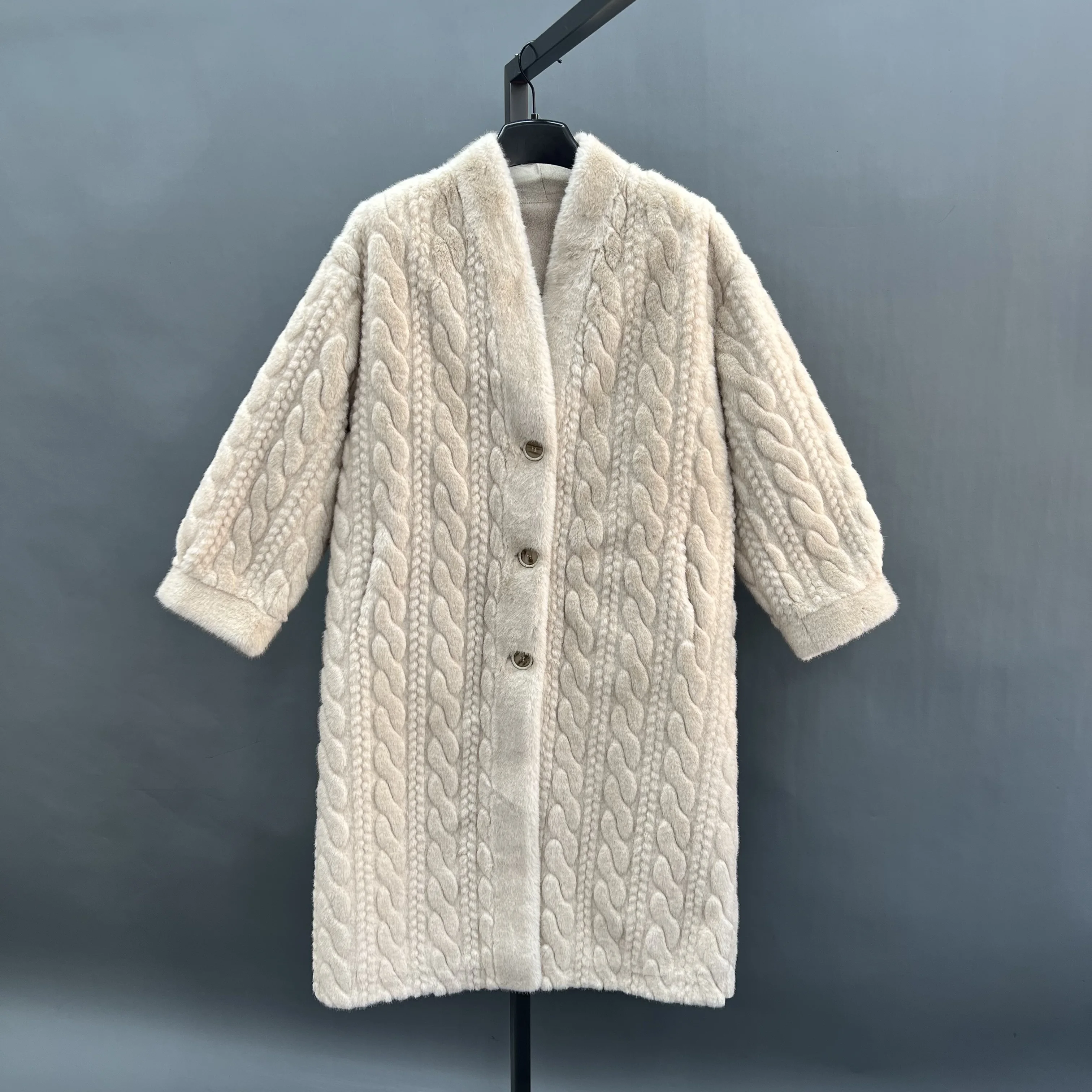 Janefur Wholesale Faux Fur Coat Ladies Vintage Coat Mink Fur Dairy Winter Plush Button Coat