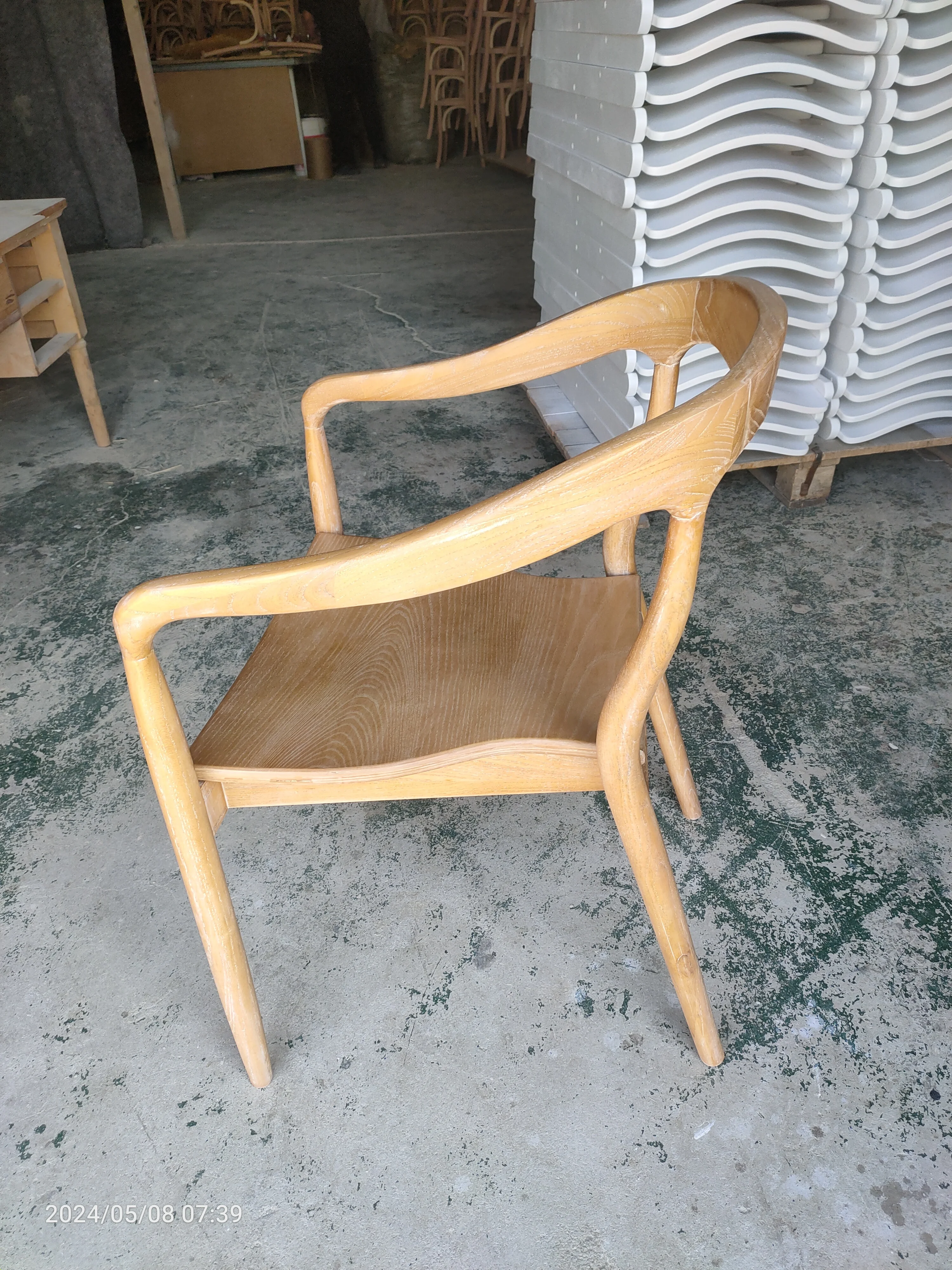 Natural Wash Elm Wood Armrest Stackable Wedding Event Banquet Dining Chair