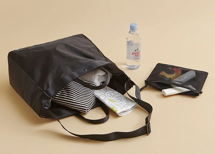 2014 The Nylon Tote Bag  With Zipper For College Students