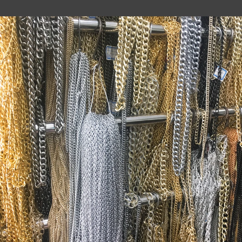 Wholesale Alloy Chains Stainless Steel Copper Iron Aluminum NK Side O Snake Twist Luggage Chains