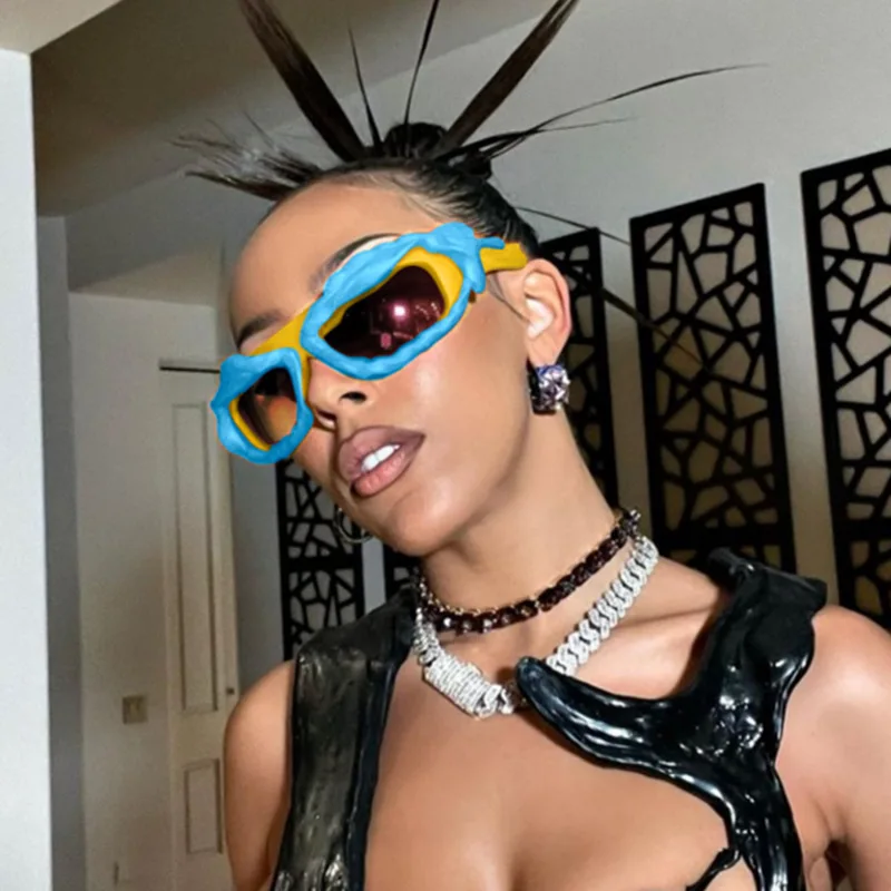 2023 Fashion Fancy Strange Shape Distortion Eyewear Shads Funny Cat Eye Women Eyeglasses Personalized Cool Hip-hop Sunglasses