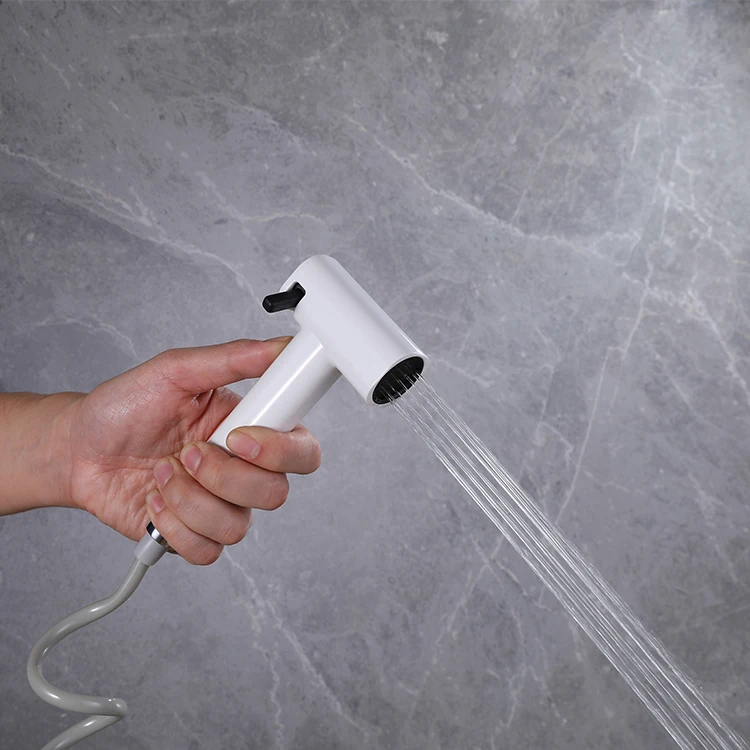 Новый дизайн, умный двухфункциональный душевой пистолет из АБС-пластика с регулируемым потоком, спрей для биде, смеситель для биде, аксессуары для ванной комнаты и туалета