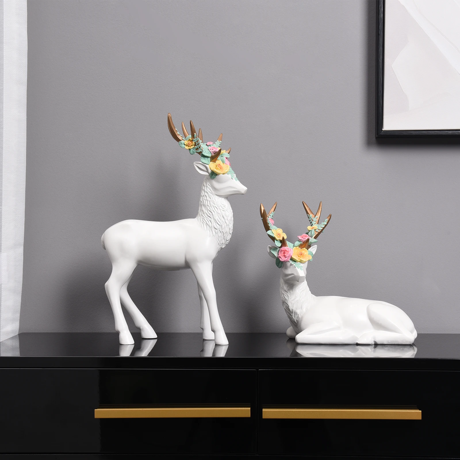 Creative living room TV cabinet home decorations animal deer sculpture resin crafts statue elk ornaments
