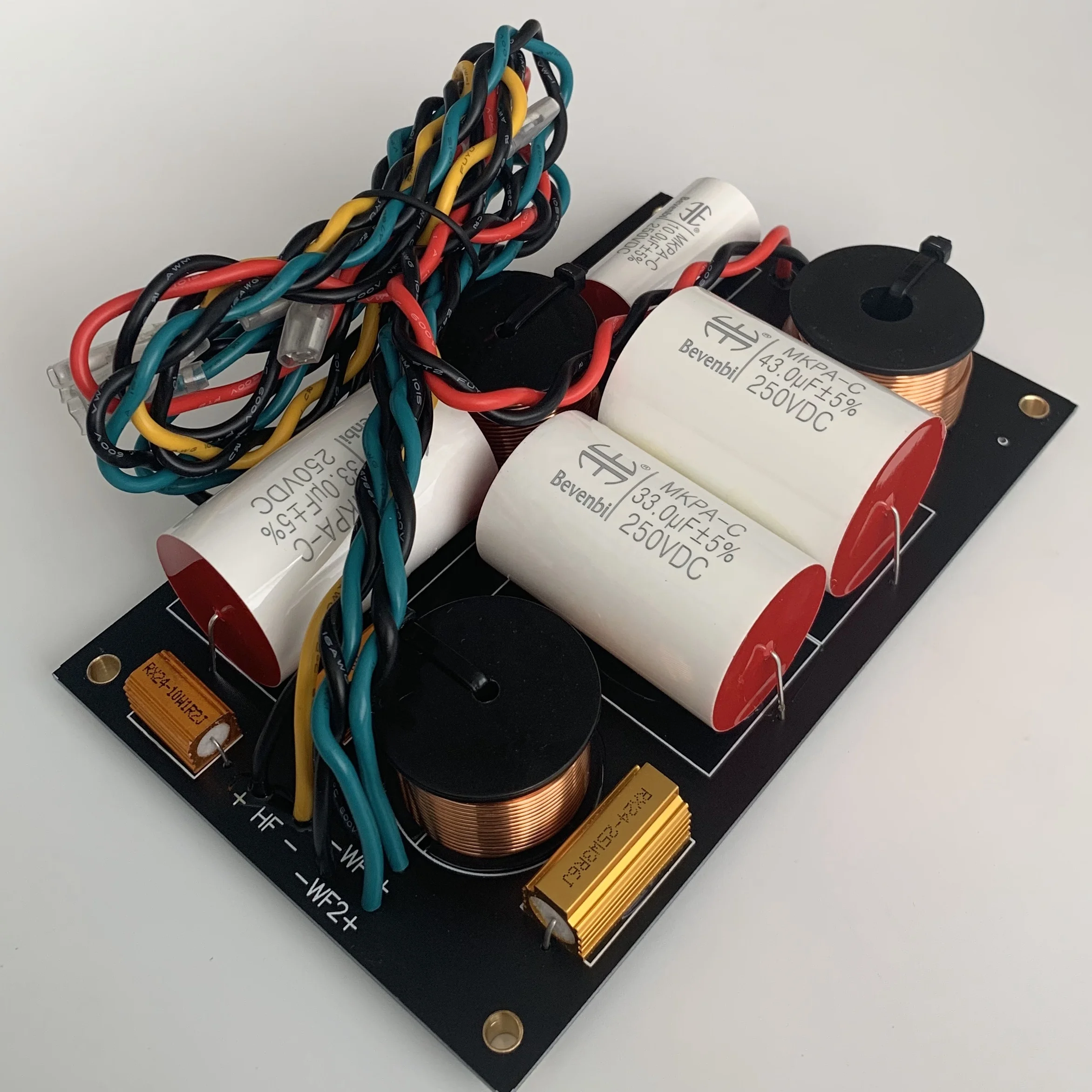 Bevenbi Profissional Crossover 4 Way Audio High-pass Low-pass Band-pass 3 Way Audio Frequency Divider