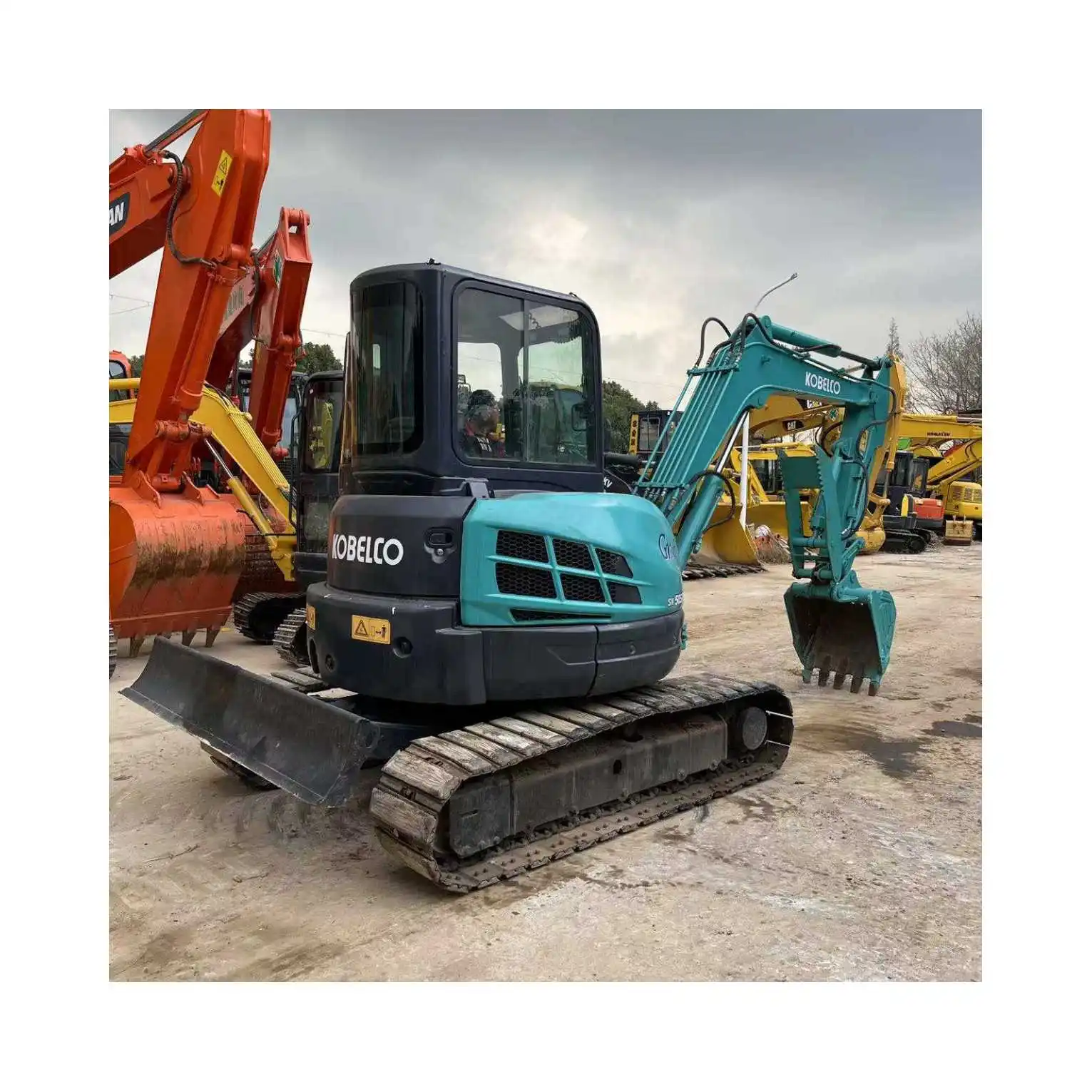 KOBELCO SK50SR Подержанный мини-экскаватор с коротким хвостом оригинальный японский гусеничный 5-тонный станок сертифицированный EPA и CE