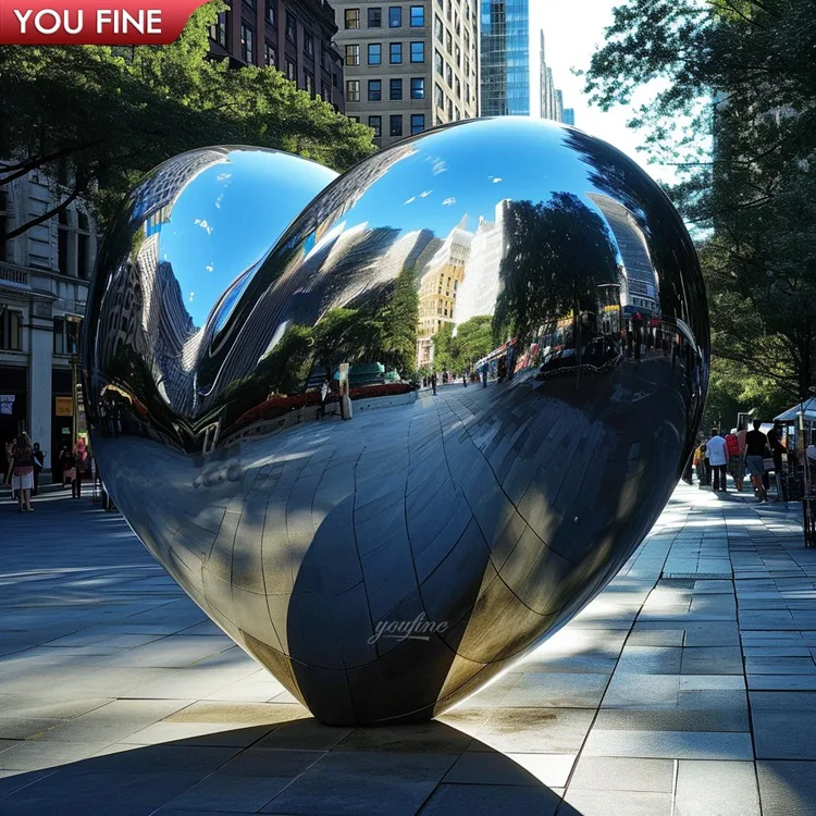 High Polished Outdoor Mirror Stainless Steel Statue Heart Hands
