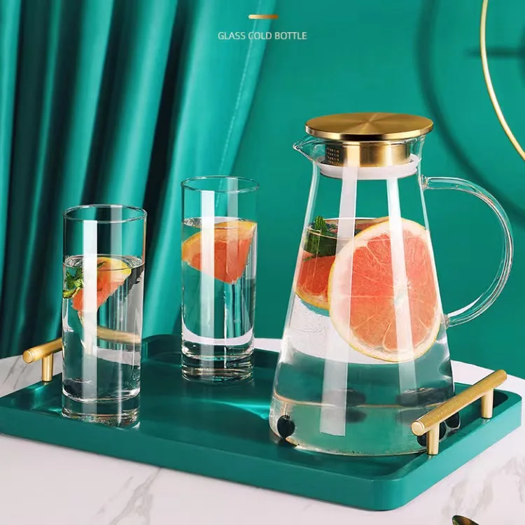 Carafe Modern Gold-Lid Water Pitcher with Large Capacity Modern Design Style for Party Faucet-Water Flowing Method