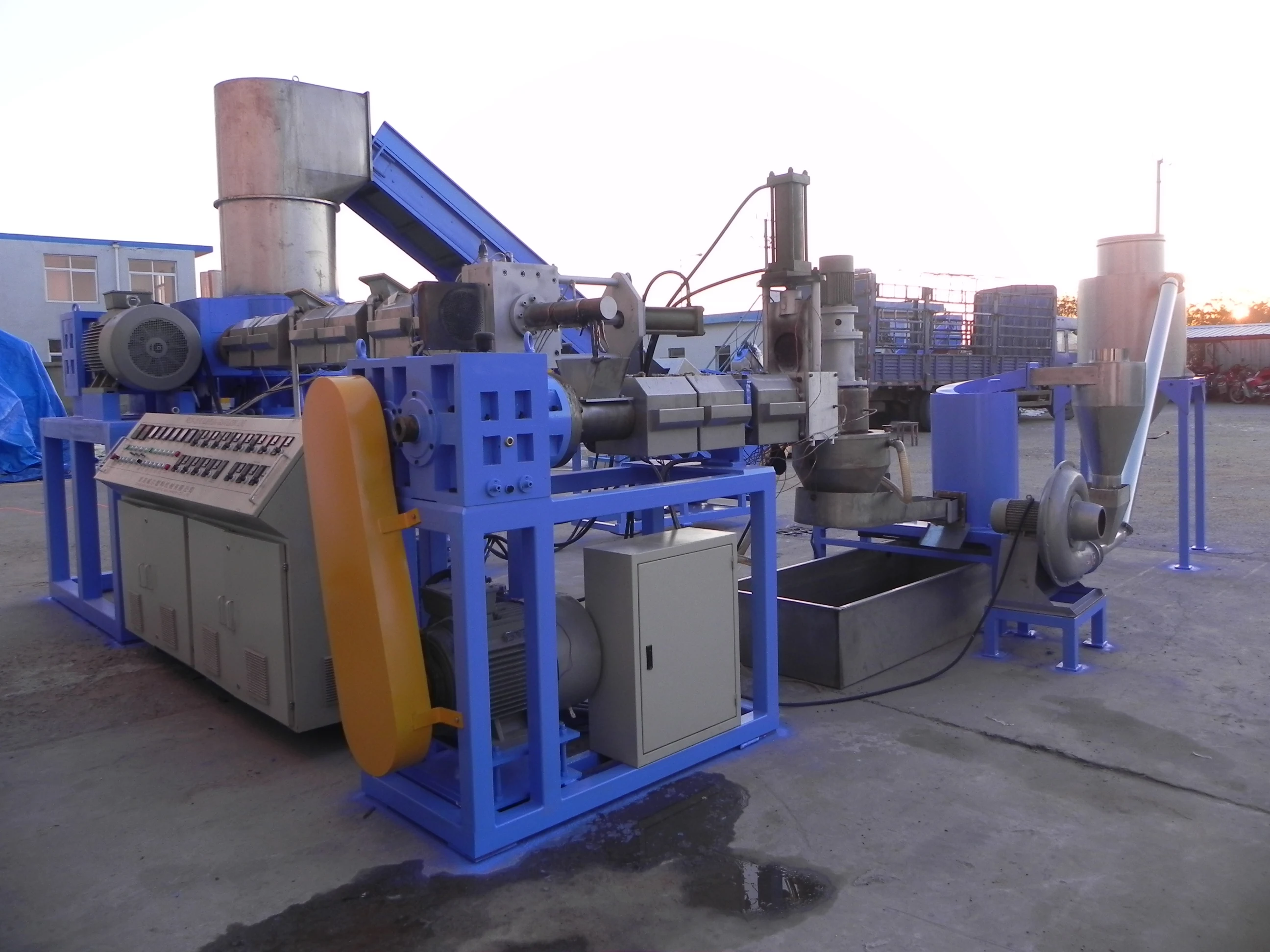 Линия по переработке вторичных плёнок PP/PE