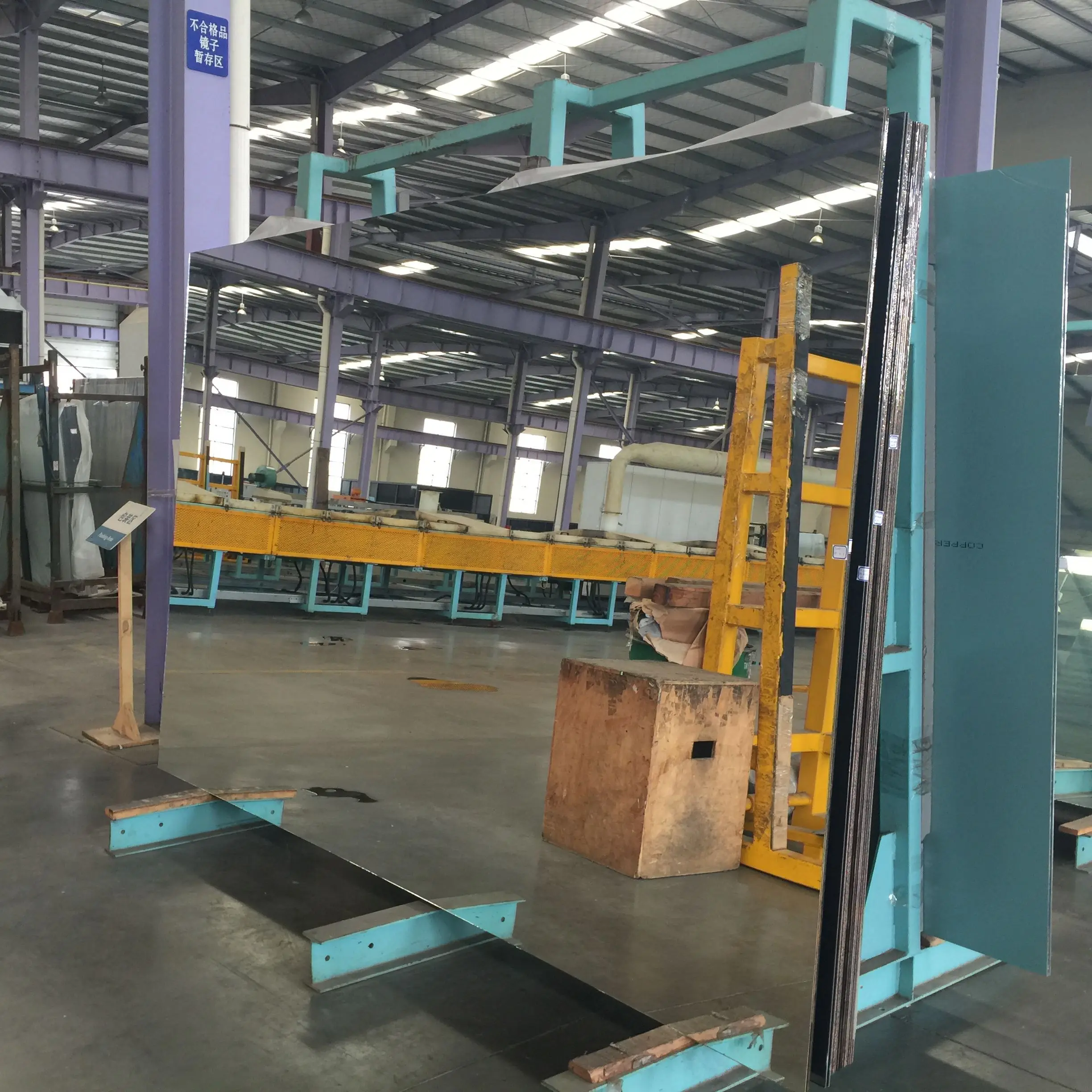 Jinghu China Fctory Clear Colored Aluminum Silver Copper Free Glass Mirror Sheet Building Material Glass Mirror