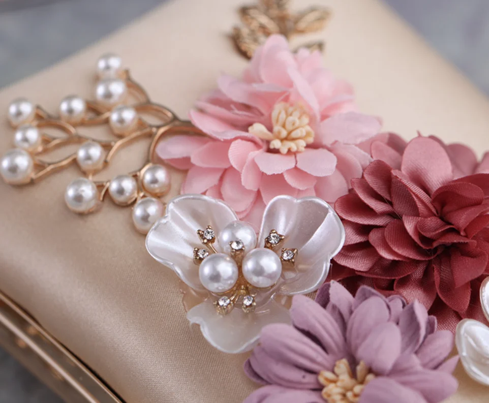 ODM OEM 2023 Pearl Flower clip bag Vintage One Shoulder clutch bag evening bags