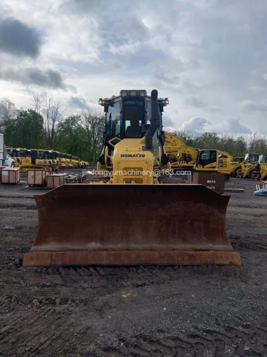 A high-quality, used KOMATSU D51EX-24 dozer bulldozer is available for purchase in good condition