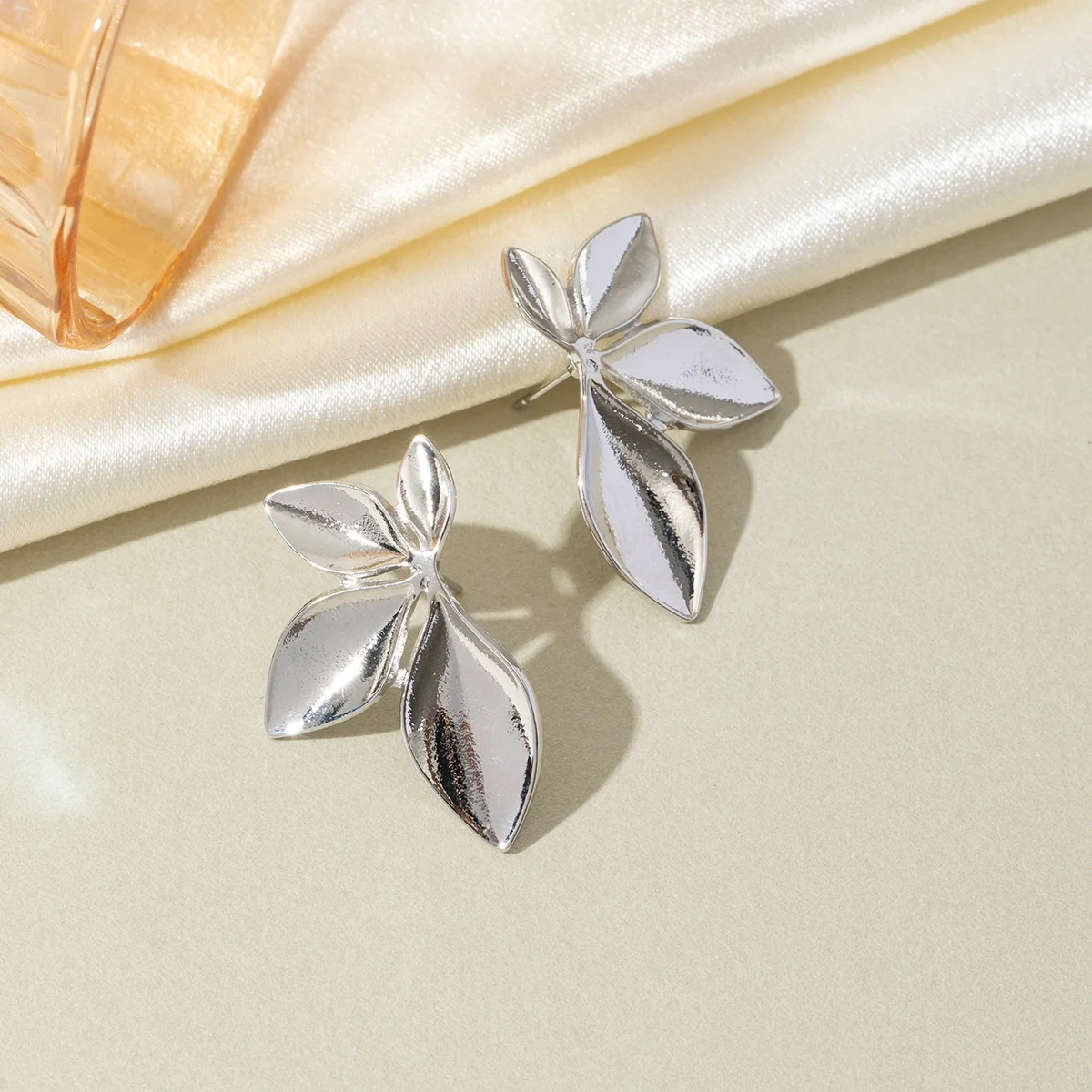 European and American INS style 18k gold plated stainless steel hexagonal star flower leaf earrings