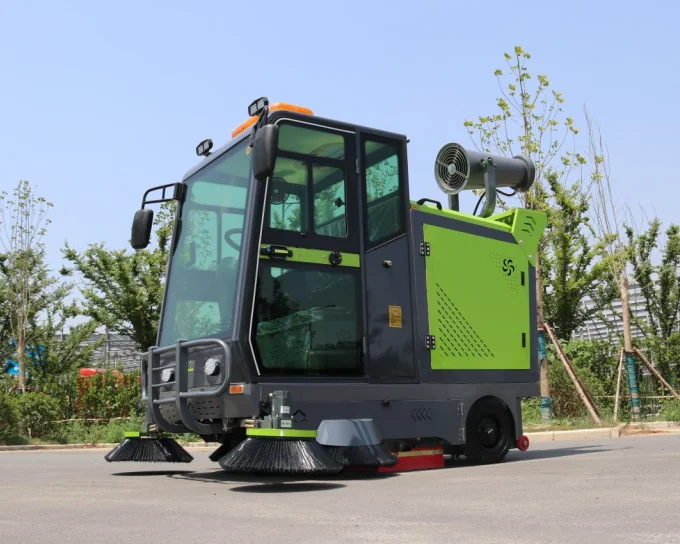 2023YUNKU  professional road sweeper electric  street road china road sweeper supplier