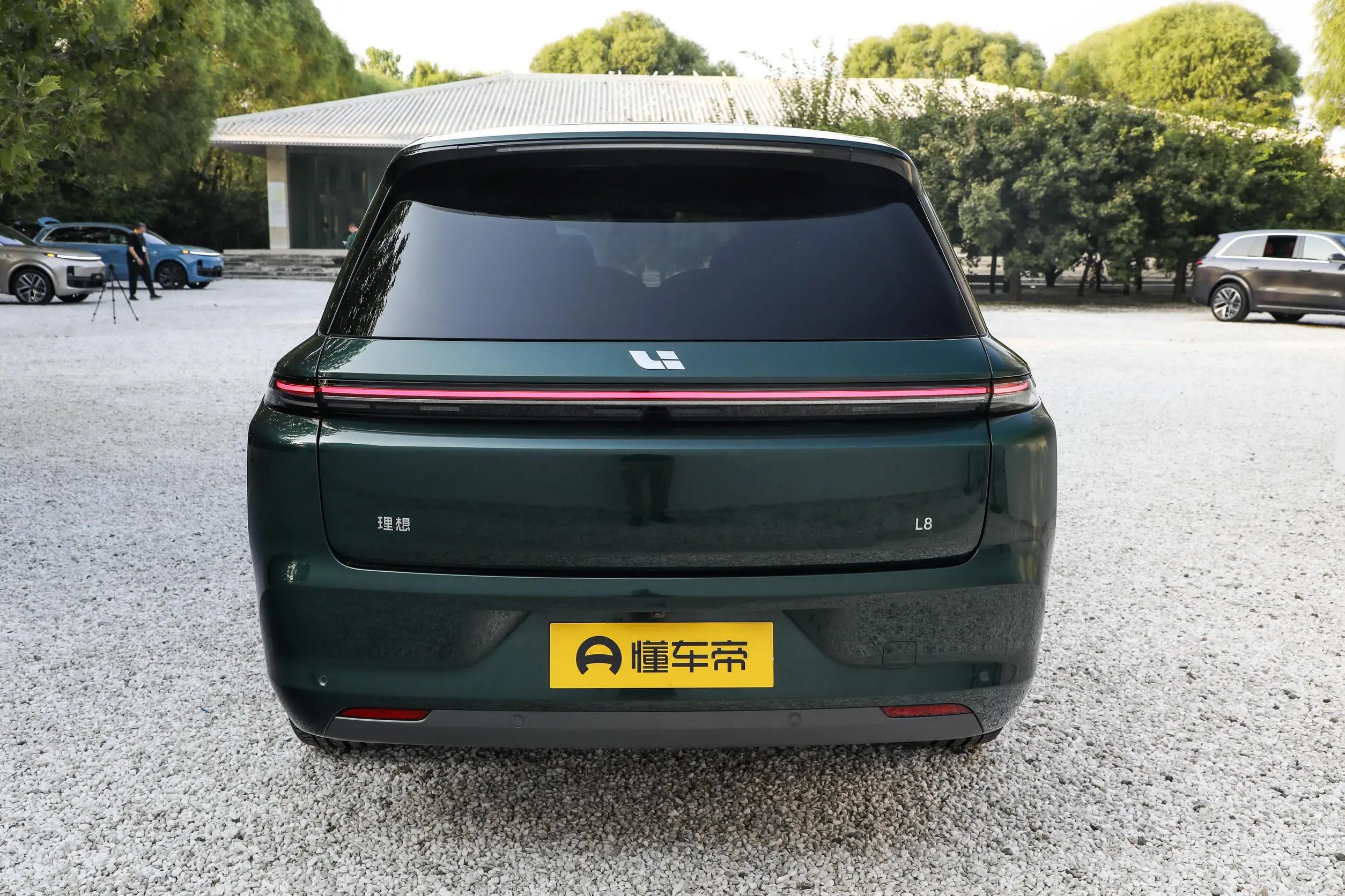 Top Electric Car Companies Li L8 New Energy Vehicles Best Cheap Electric Car LEADING IDEAL L8 New Electric Hybrid Car