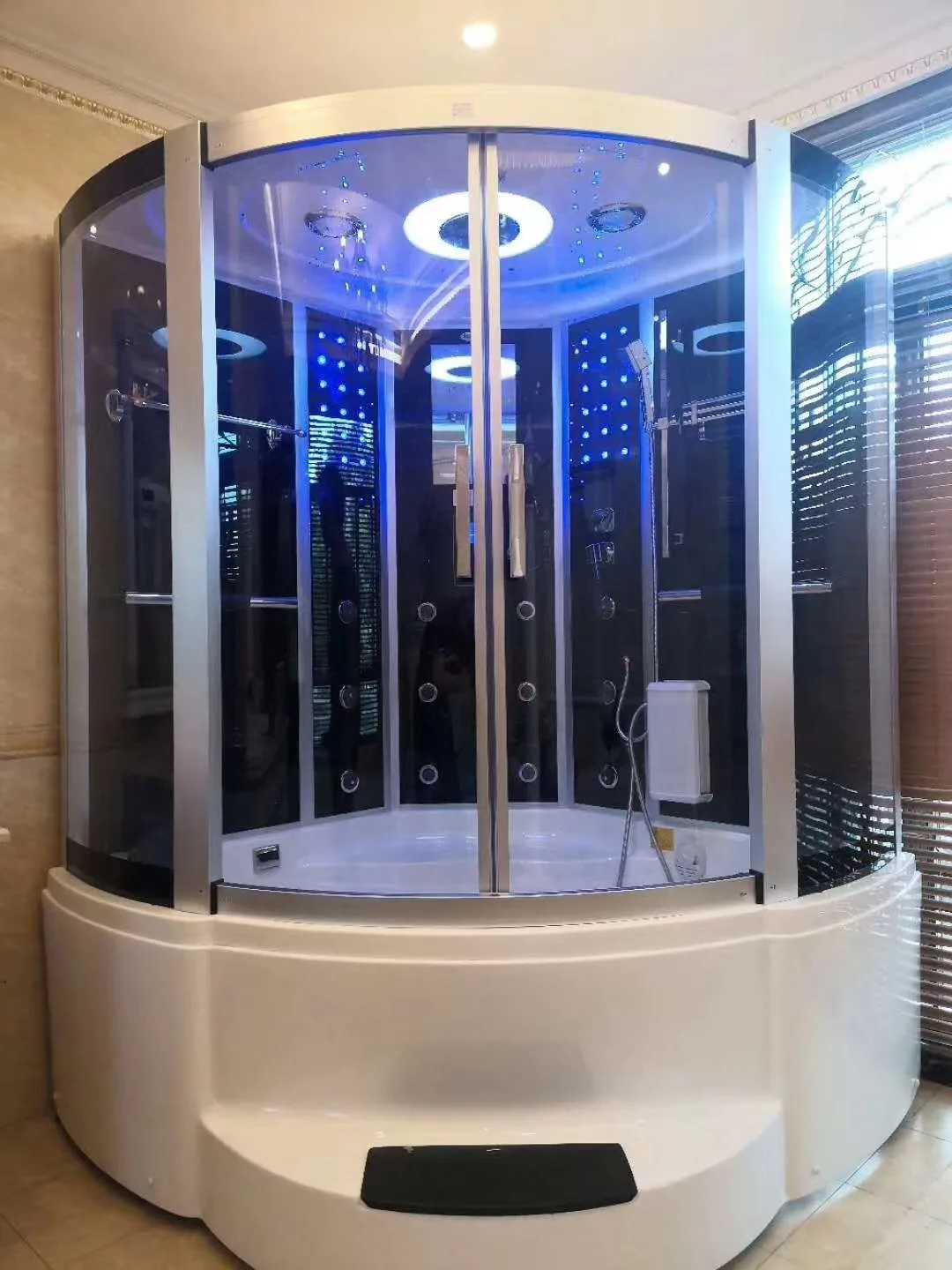 Bathroom corner steam shower wet steam customize gold faucet with mirror 8mm glass spa sauna hidromasaje jacuzziss rack exterior