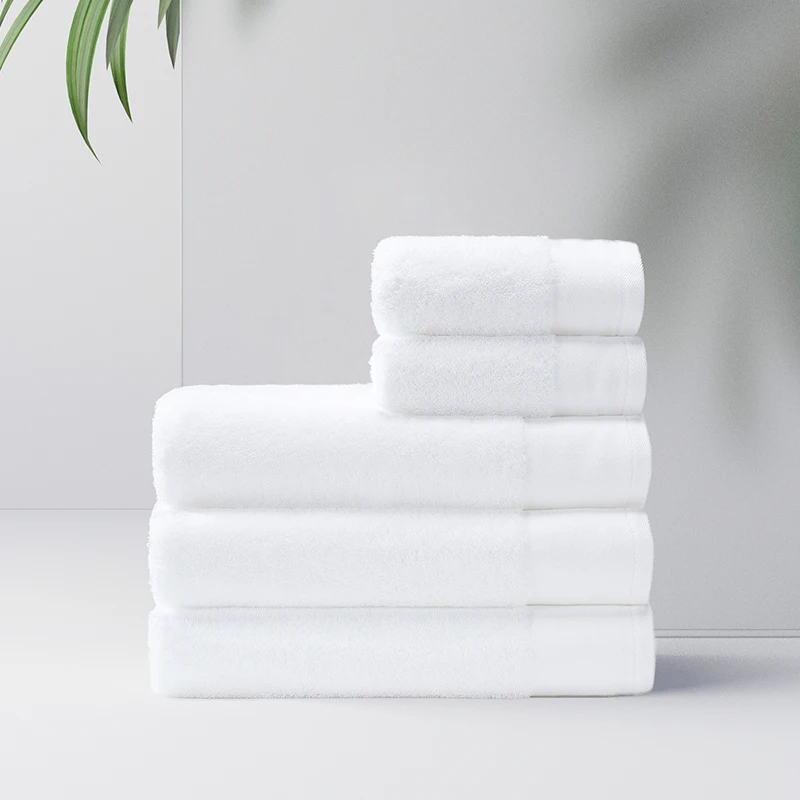 High Quality Custom Printed Cotton Beach Towel from Egyptian  Available in Square and Rectangle Shapes with Pillow