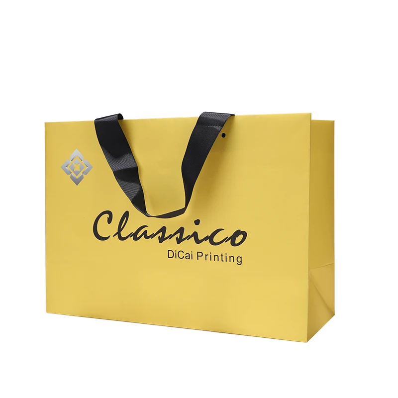 
Wholesale Custom Print Logo White Kraft Personalized Paper Bags Suppliers Luxury Package Shopping Paper Gift Bags with Logo 