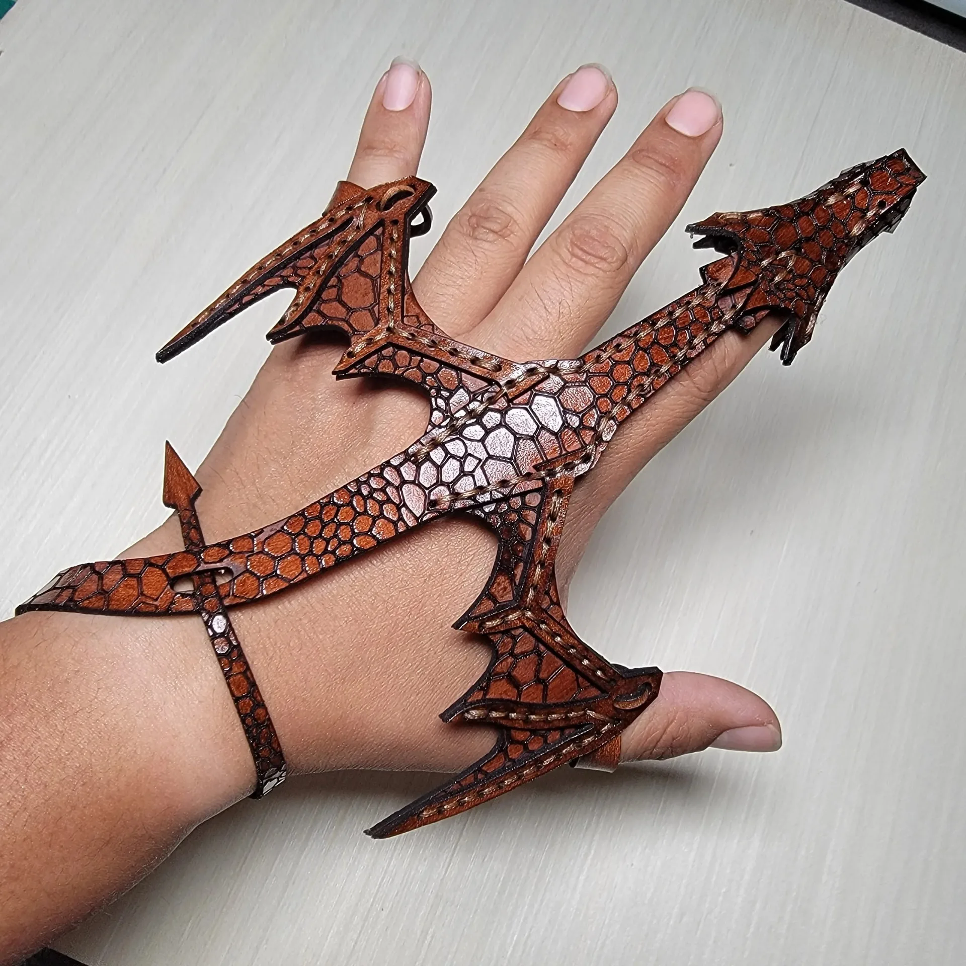 Браслет на руку с 3D-принтом