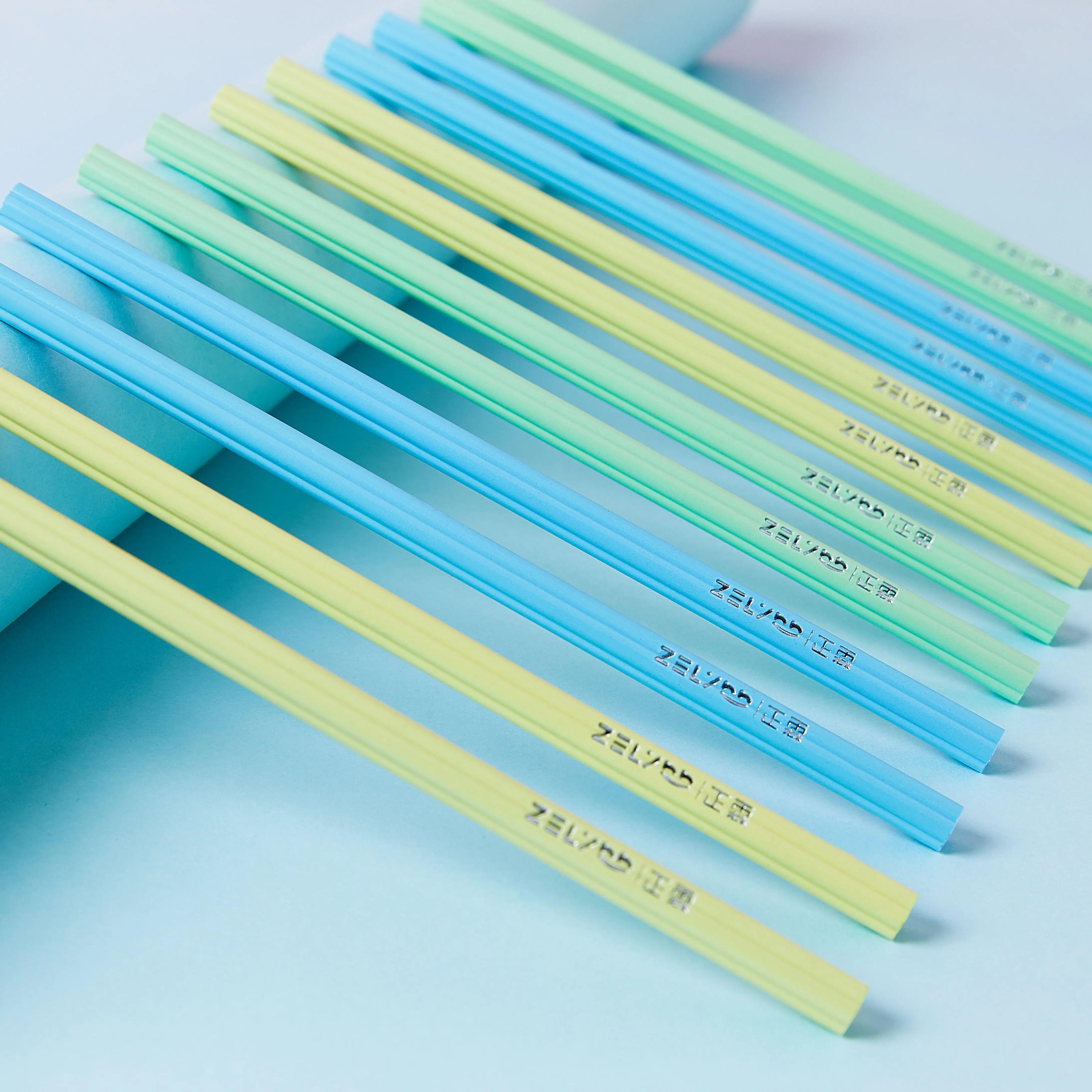 Flower Shape HB Pencils Macaron Colored Barrel HB Pencil 30Pcs PET tube