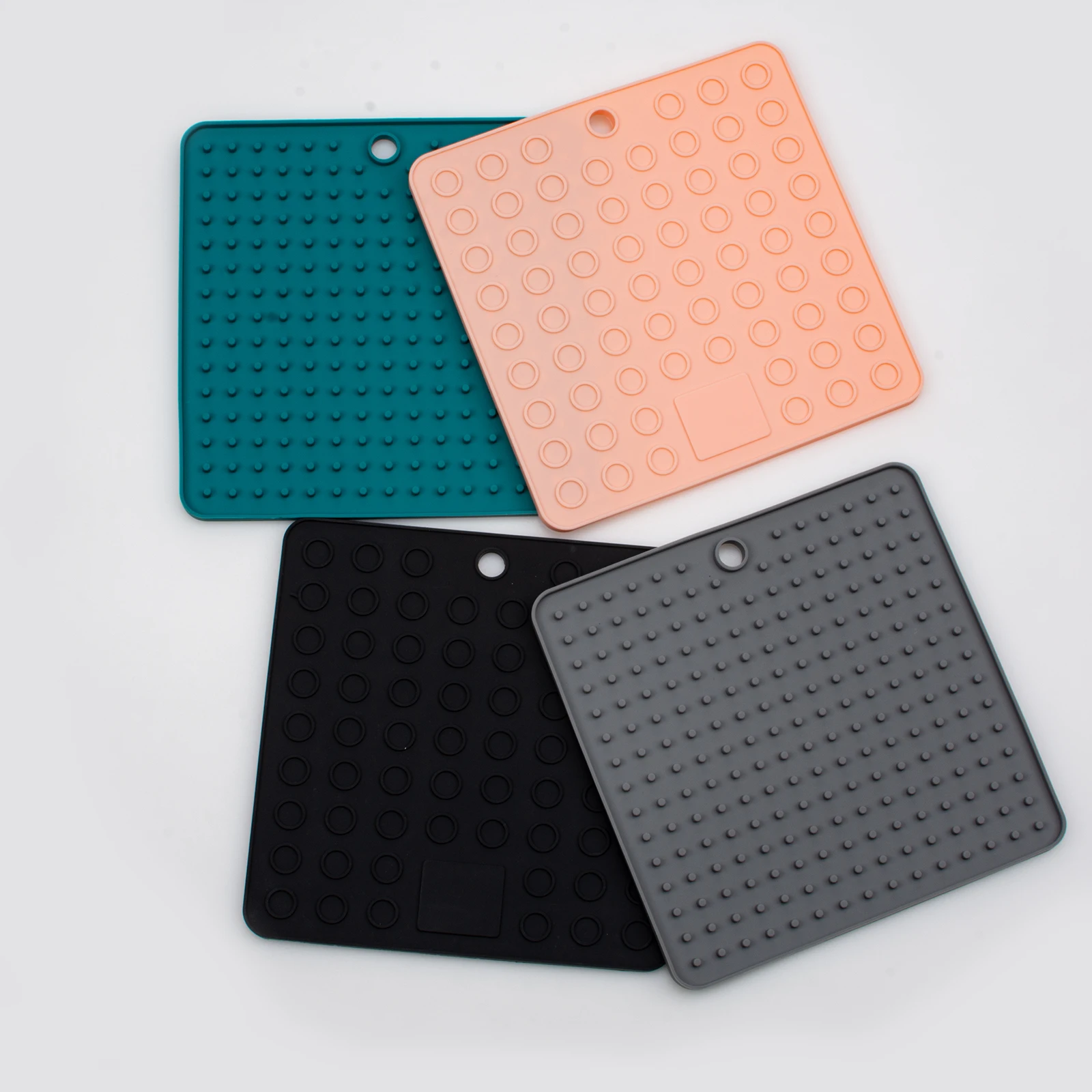 Hot Wholesale Durable Insulation Pad Heat Resistant Pot Holders Hot Pads Mat Silicone Trivet Mat For Kitchen Gadget