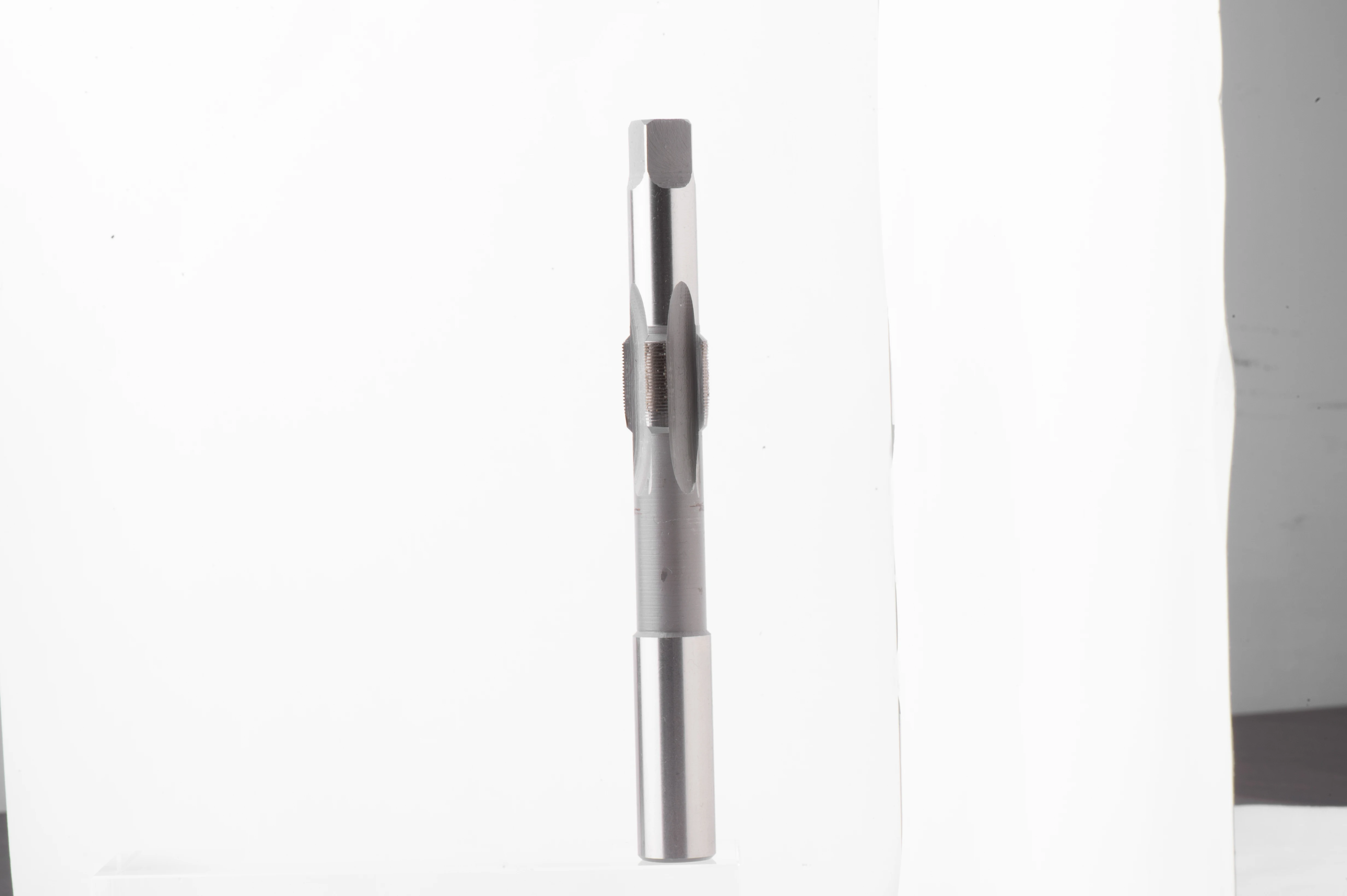 Factory Wholesales Price Straight Shank Threading Taps for CNC Machine Process Tools