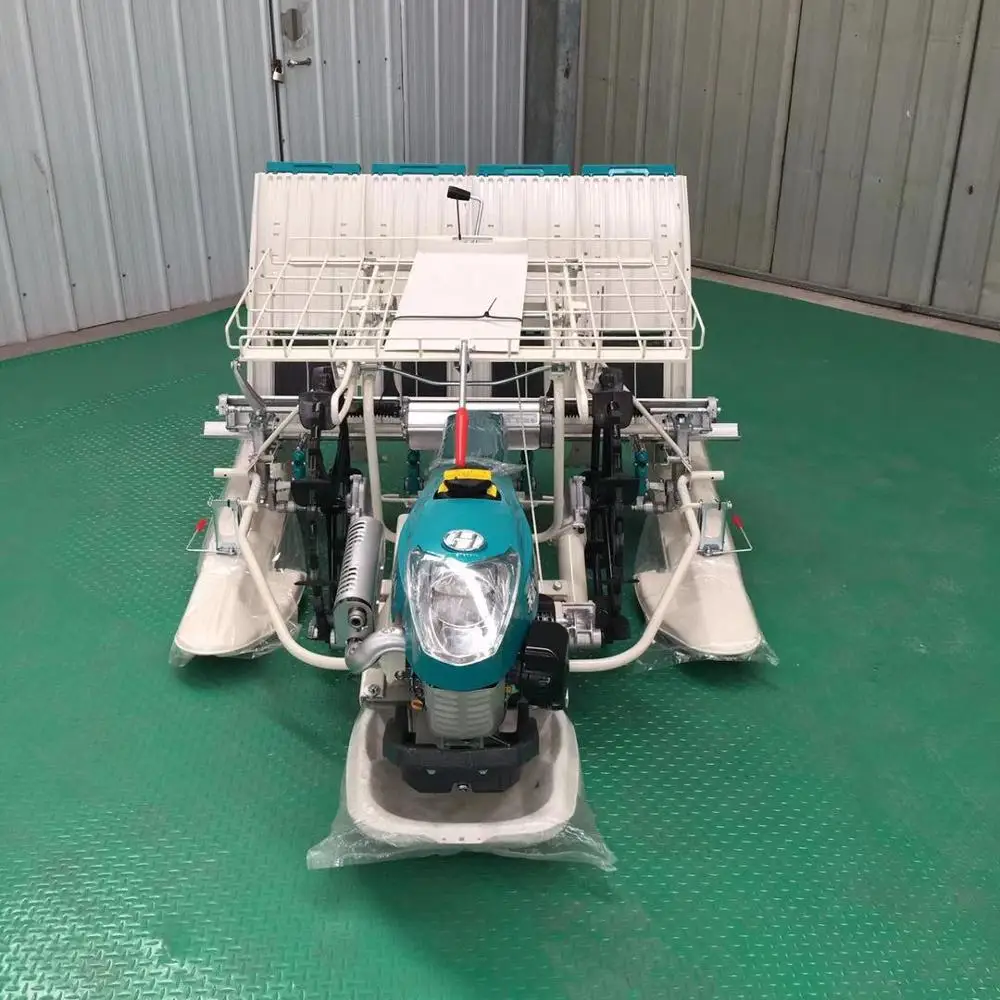 Rice seedling transplanting machine