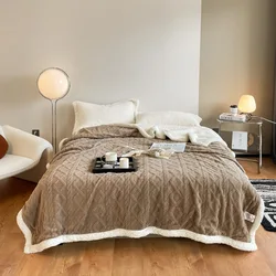 Wholesale 100% polyester plush blankets warm winter microfiber blanket for winter