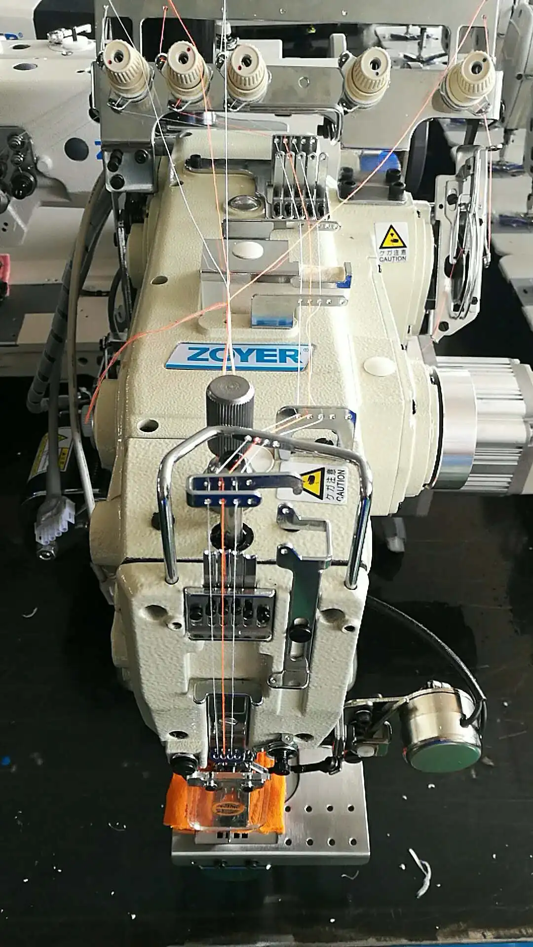 ZY1500DA Zoyer Cylinder Bed Interlock Sewing Machine for Knitting Ware Sports Ware Swimming Suit and All Kinds of Leisure Cloth