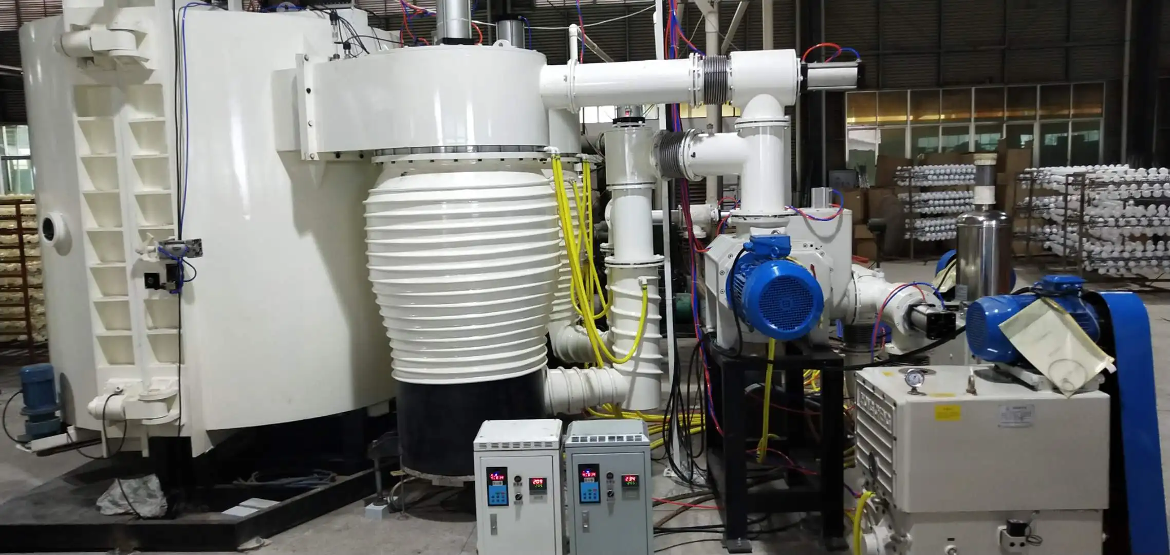 Electromagnetic heating plastic vacuum coating machine