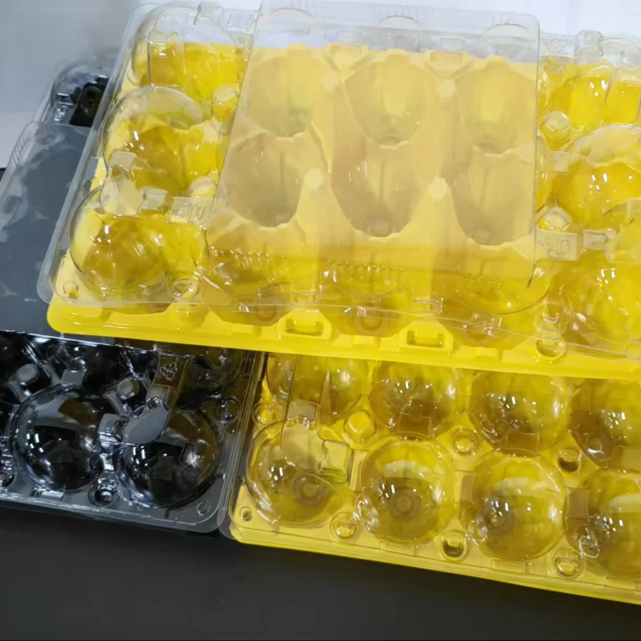 custom 6 12 18 24 holes disposable pet rectangular plastic base blister chicken egg tray with lid for sale Manufacturing