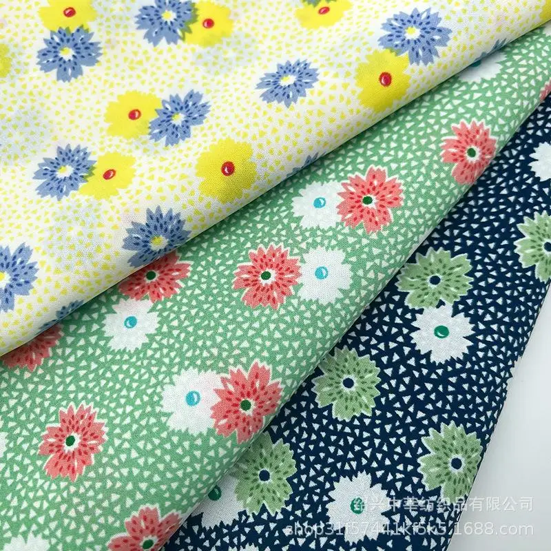 Printed Flower Organic Cotton Muslin Cloth Fabric Poplin, Ideal for Clothing Making