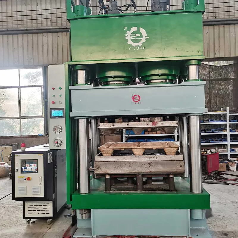 Molded Palm Wood Chip Sawdust Press Pallet Machine