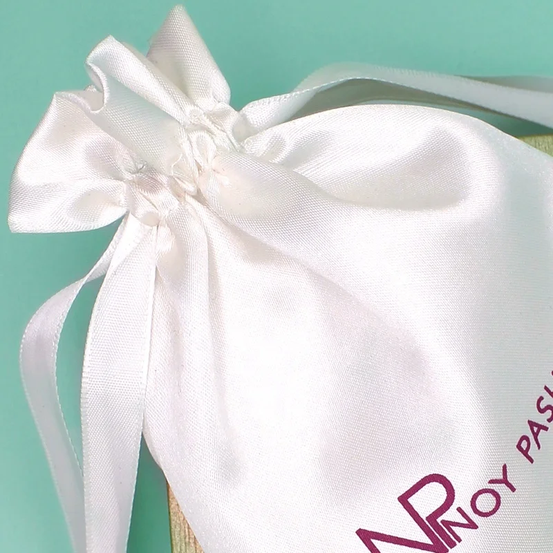 Customized Smooth White Jewelry Gift Bag Silk Satin Drawstring Pouch Bag Wig Storage Bag