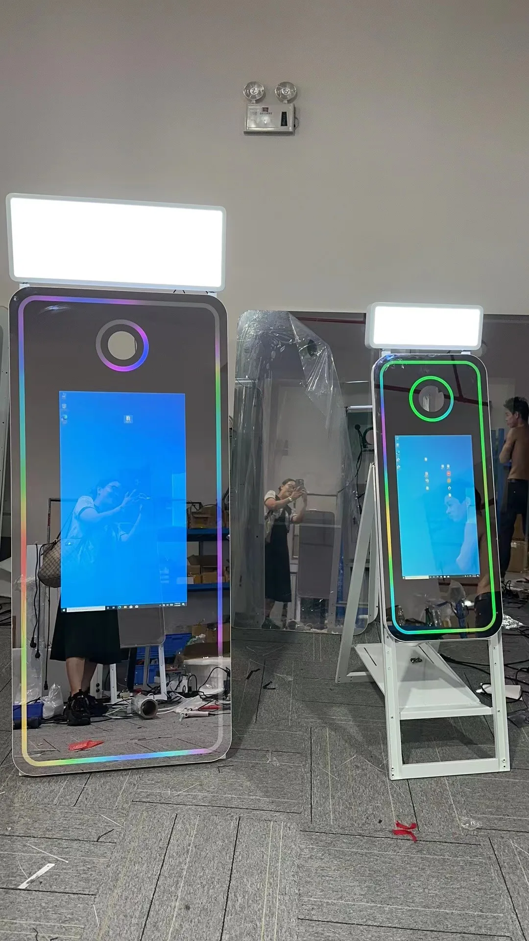 New selfie photo booth mirror photo booth magic mirror photobooth machine led frame mirror photo booth with printer and camera