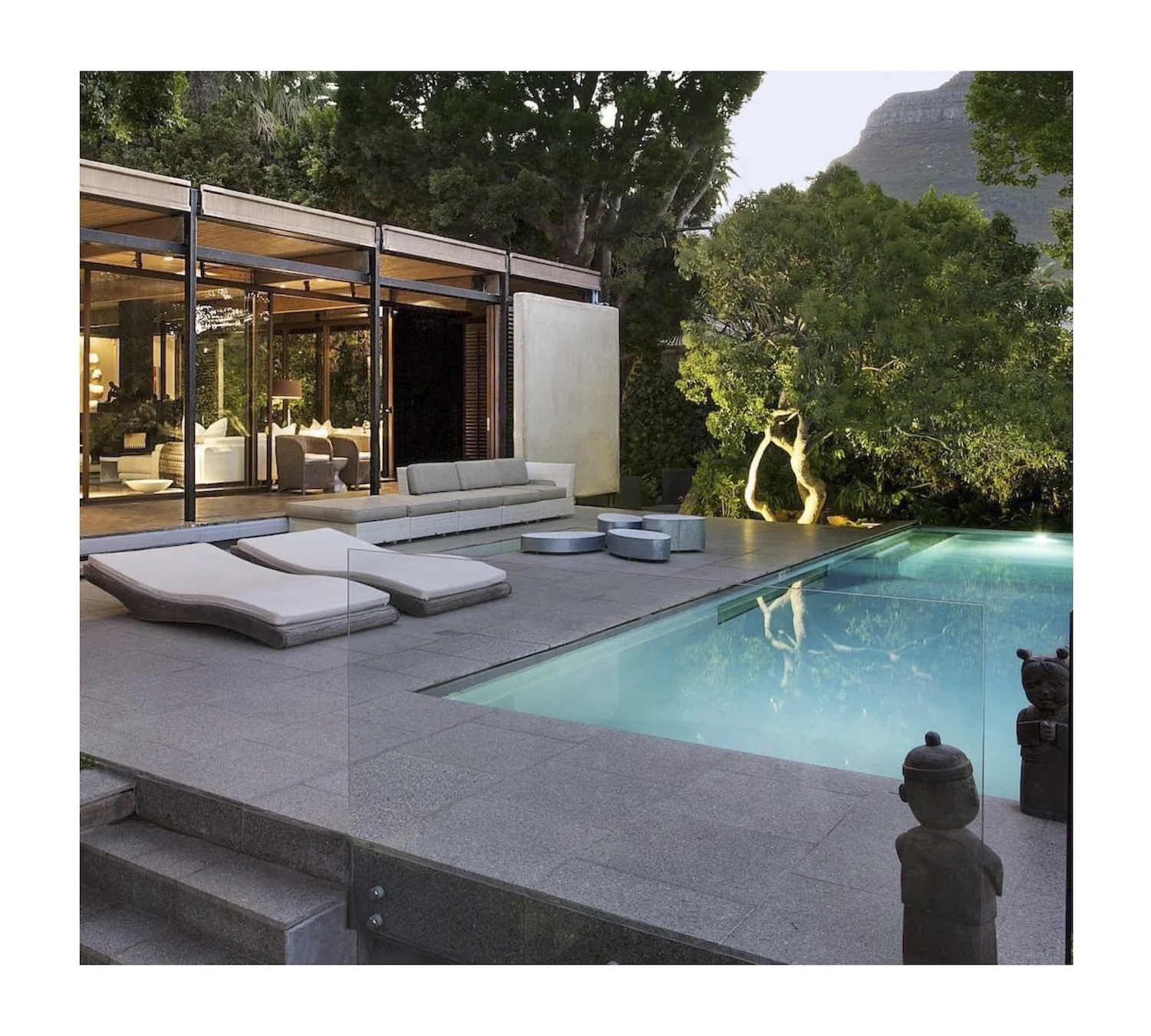 Black Color 30x60x3cm 5cm Outdoor Paver Stone Tiles Environment-friendly Cement New Materials
