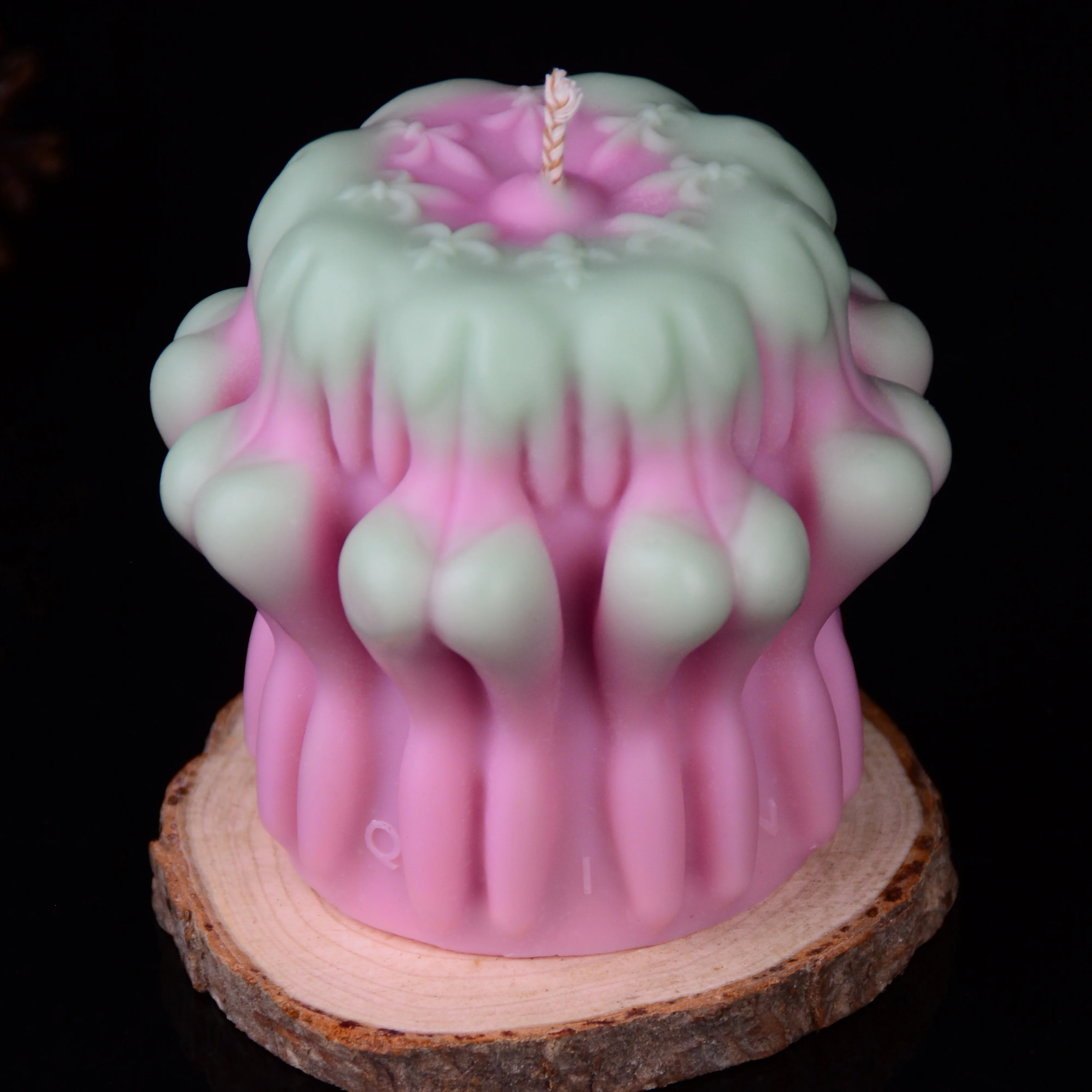 Wellness and Relaxation Romantic Candle Massage For Sexing Body Wax Oil With Unique Design