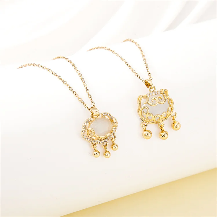 Wholesale Chinese Retro Longevity Lock Gemstone Crystal Necklace Auspicious Clouds Lucky Necklace Women